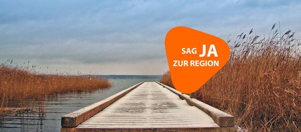 Steg im Schnee in Neeberg.